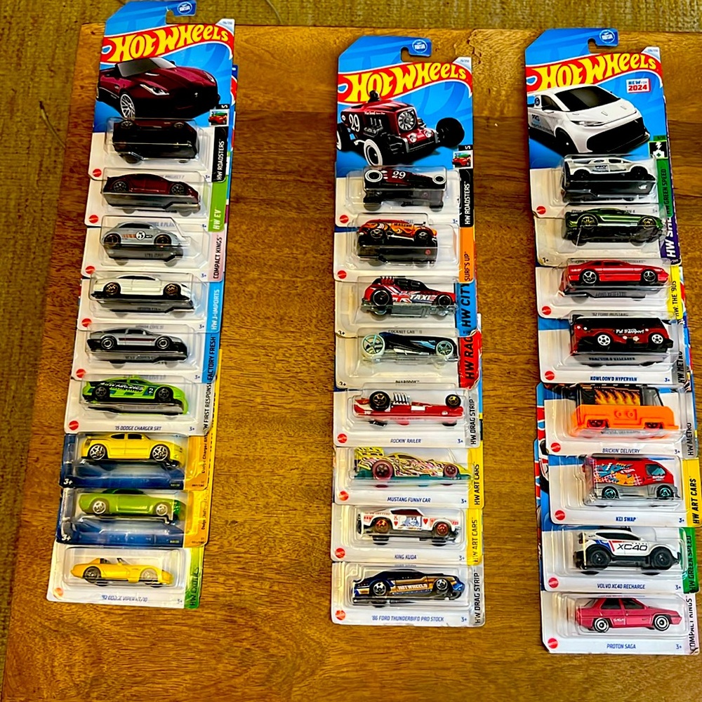 25 assorted Hot Wheels collection